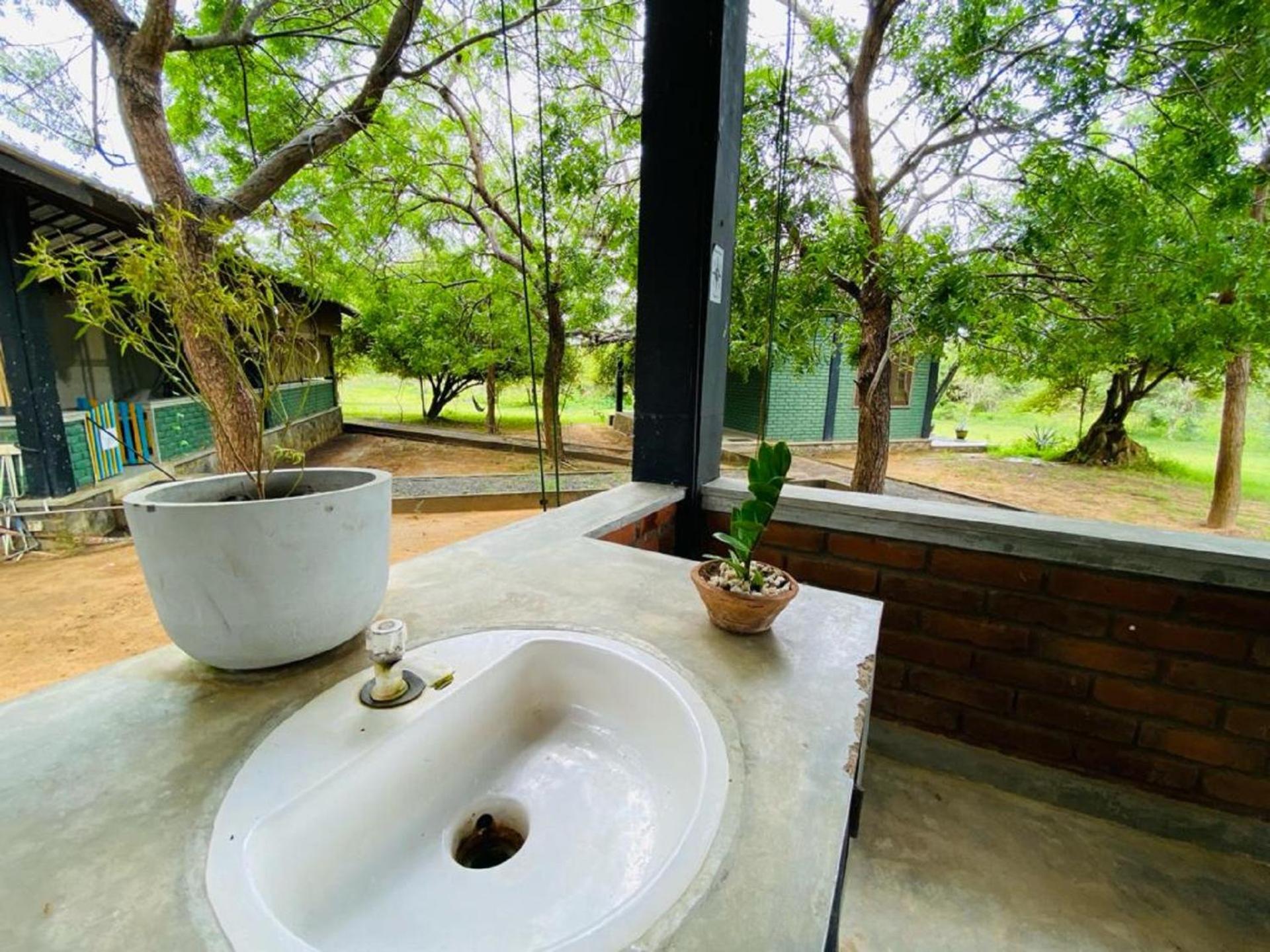 Yala Ying Yang Hostel & Camping Eksteriør bilde